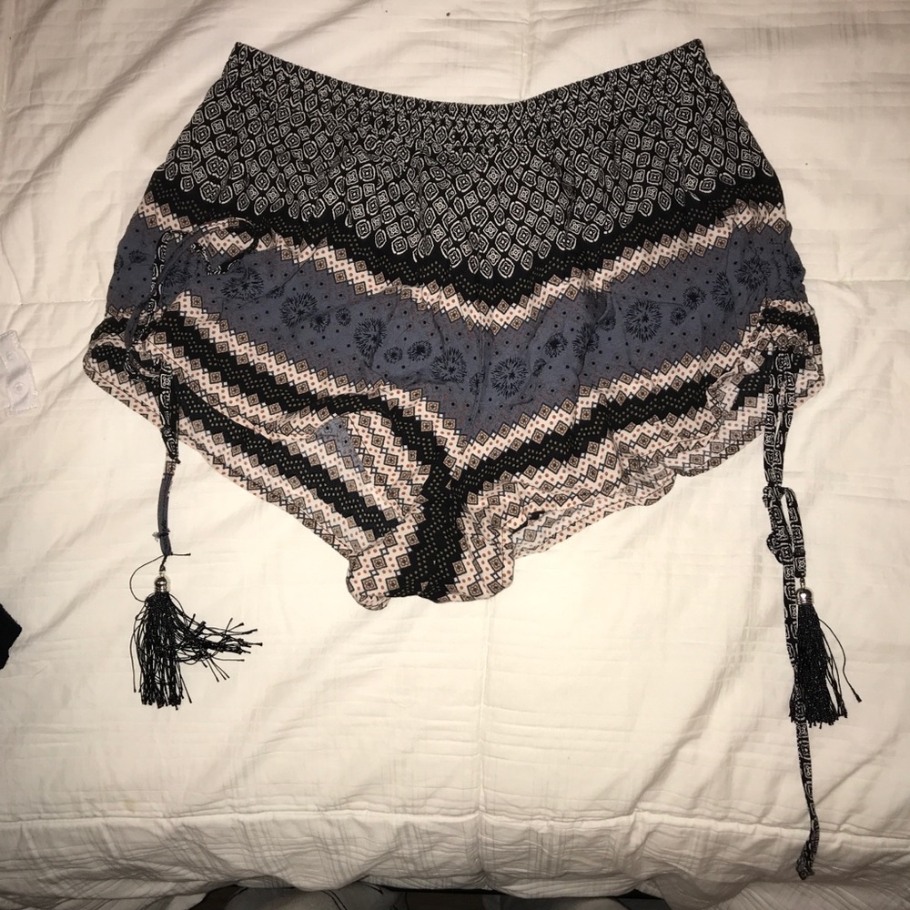 Flowy print shorts from LF